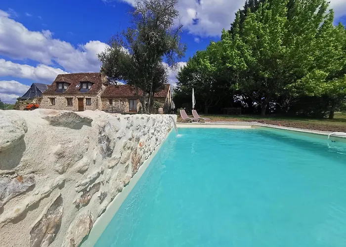 Maison 6 Pers Piscine Privée * Plazac