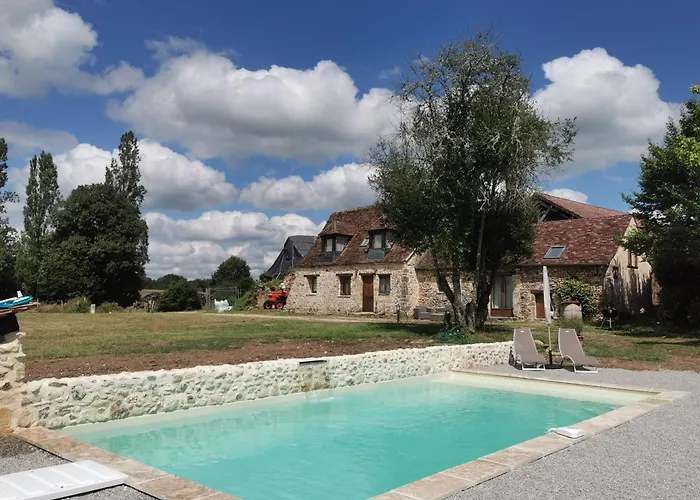 Maison 6 Pers Piscine Privée * Plazac